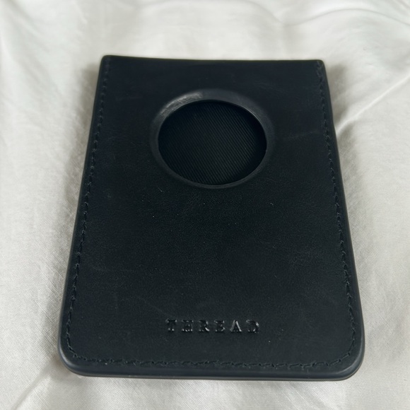 Thread Wallets Magnetic Wallet - Picture 4 of 5